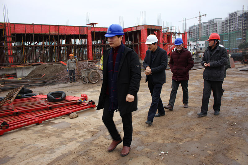 提前應(yīng)對(duì)雨雪天，排查隱患保安全